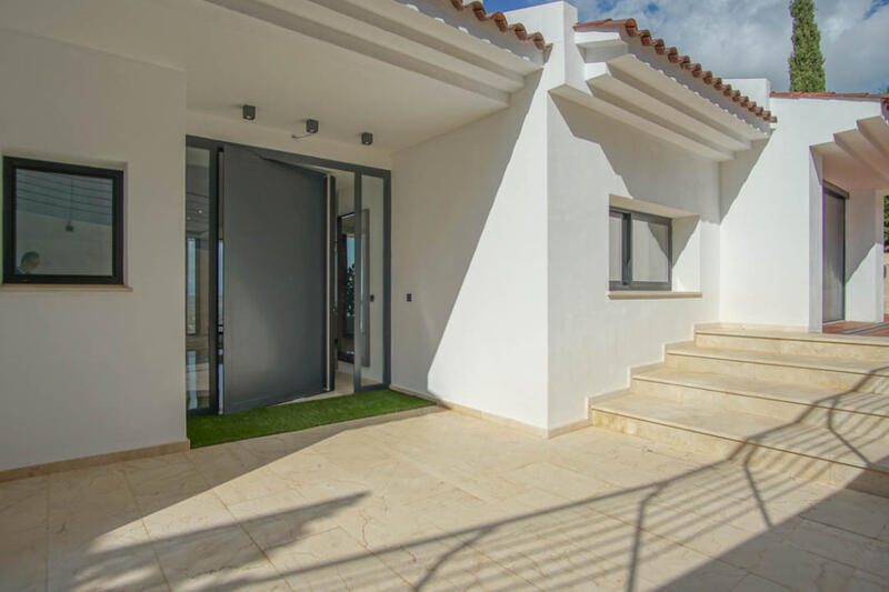 4 bedroom Villa for sale