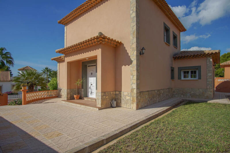 5 Cuarto Villa en venta