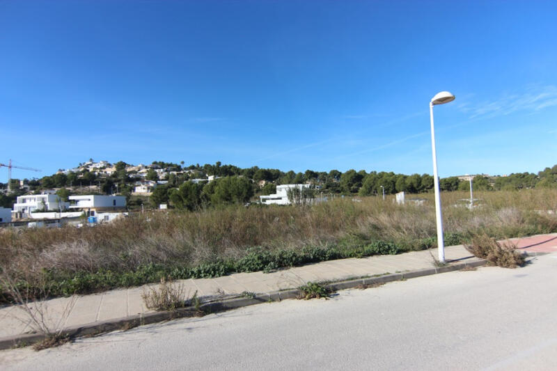 Land til salgs i Moraira, Alicante