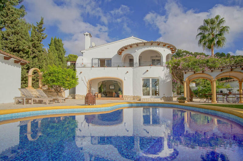 Villa til salg i Moraira, Alicante