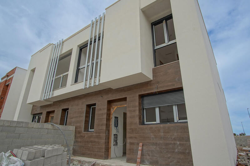 3 bedroom Duplex for sale