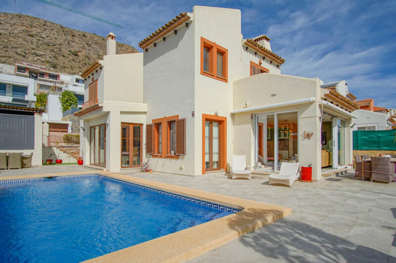 3 bedroom Villa for sale