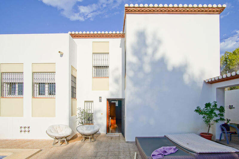 6 Cuarto Villa en venta