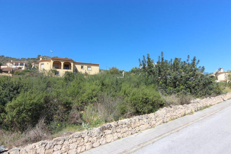 Villa en venta en Alcalali, Alicante