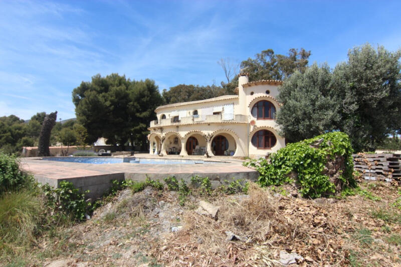 Villa en venta en Benissa, Alicante