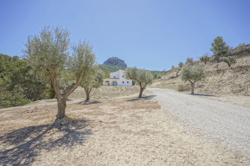 Villa en venta en Benissa, Alicante