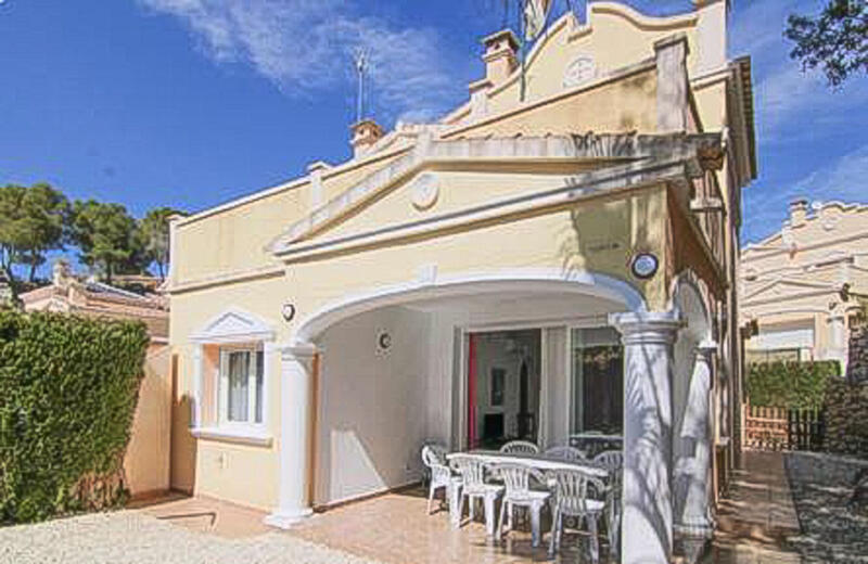 Villa en venta en Calpe, Alicante