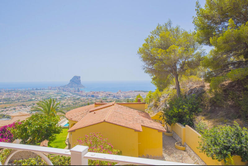 Villa til salg i Calpe, Alicante