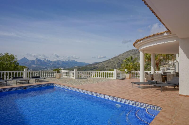 Villa till salu i Altea, Alicante