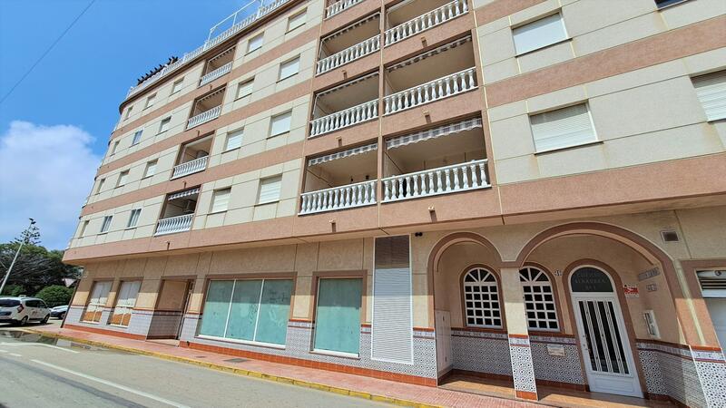 Apartamento en venta en La Mata, Alicante