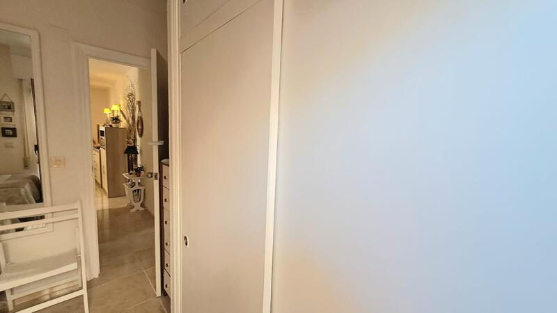 1 slaapkamer Appartement Te koop