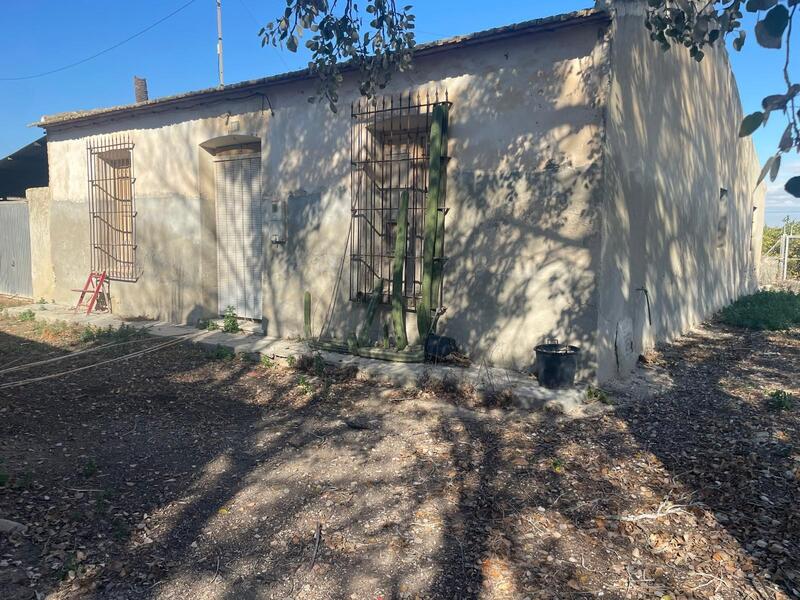 Country House for sale in Almoradí, Alicante