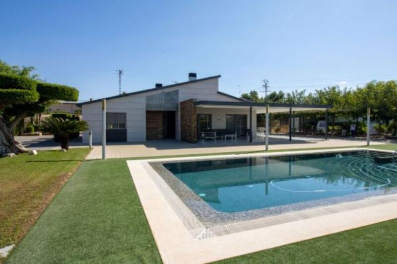 Country House for sale in Elx/Elche, Alicante