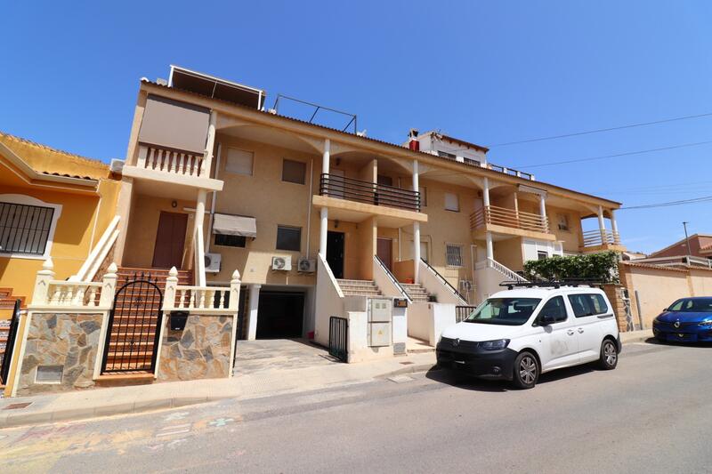 Stadthaus zu verkaufen in Benijófar, Alicante