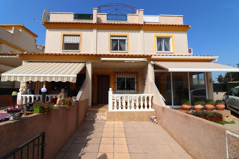 Maison de Ville à vendre dans Algorfa, Alicante