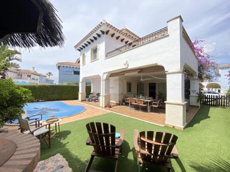 3 bedroom Villa for sale