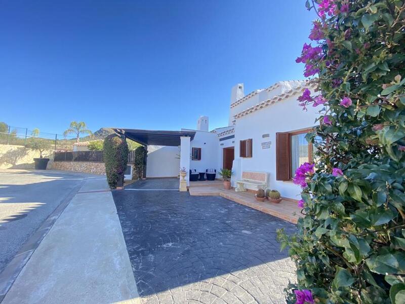 3 Cuarto Villa en venta