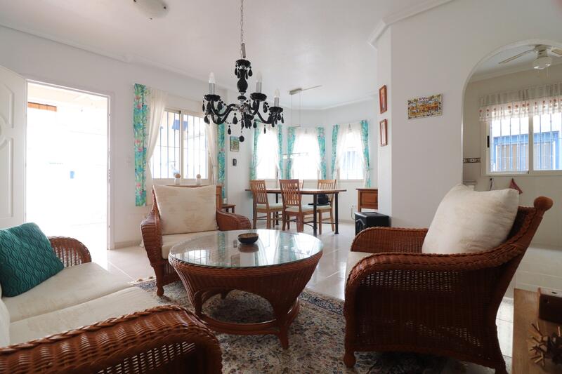 3 Cuarto Villa en venta