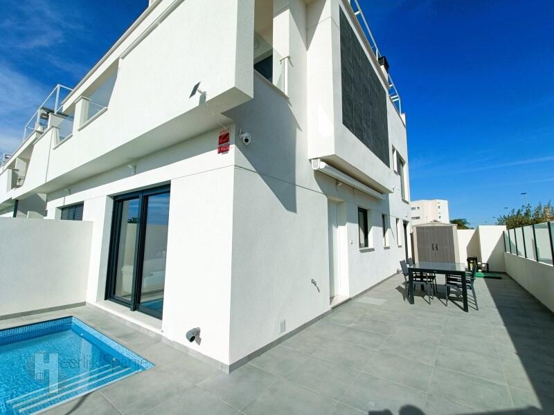 Townhouse for sale in Santiago de la Ribera, Murcia