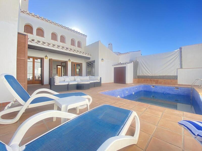 3 Cuarto Villa en venta