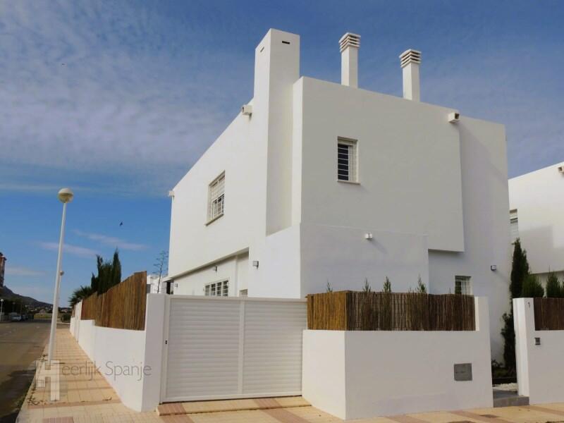 3 Cuarto Villa en venta