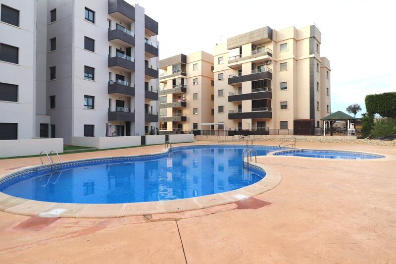 Apartamento en venta en San Miguel de Salinas, Alicante