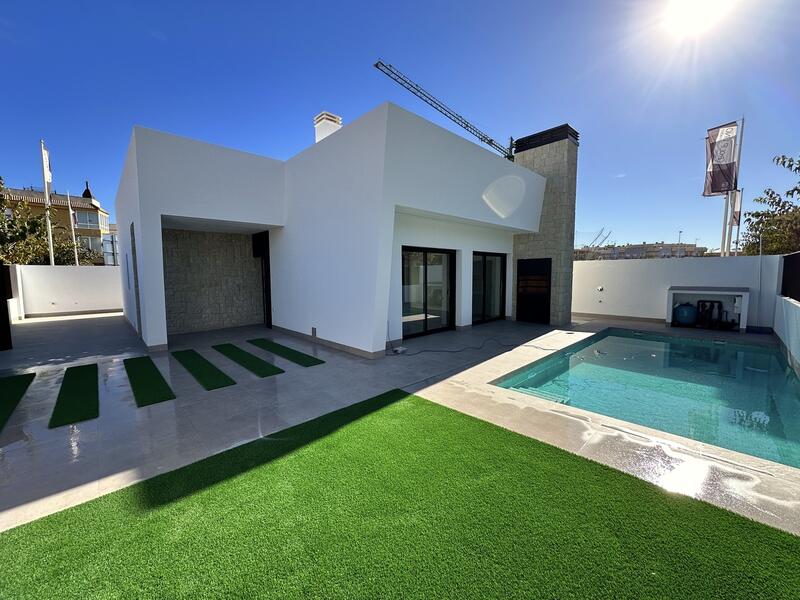 Villa til salgs i San Pedro del Pinatar, Murcia