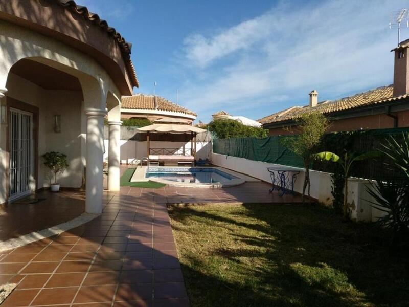 4 Cuarto Villa en venta