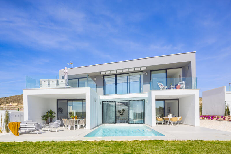 Villa Te koop in Campo de Golf, Murcia