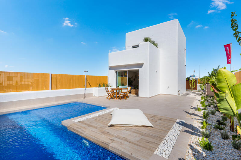 Villa til salg i Los Alcazares, Murcia