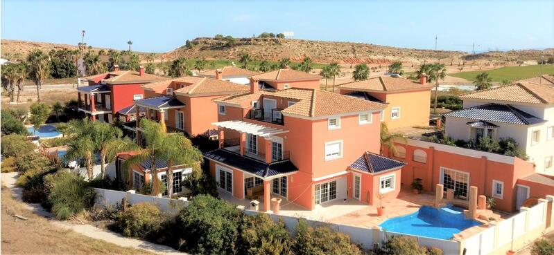 Villa till salu i Campo de Golf, Murcia