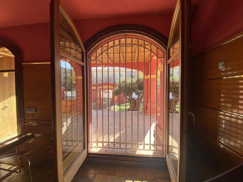 4 Cuarto Villa en venta