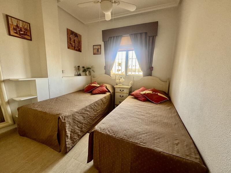 2 slaapkamer Appartement Te koop