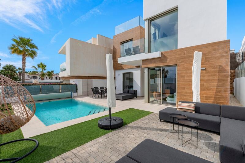 Villa for sale in Orihuela Costa, Alicante