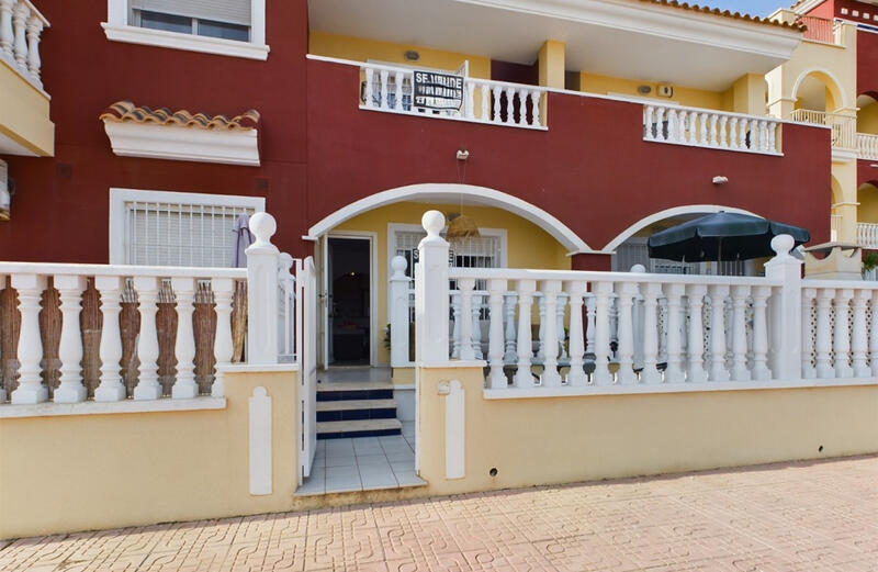 Townhouse for sale in Los Alcazares, Murcia