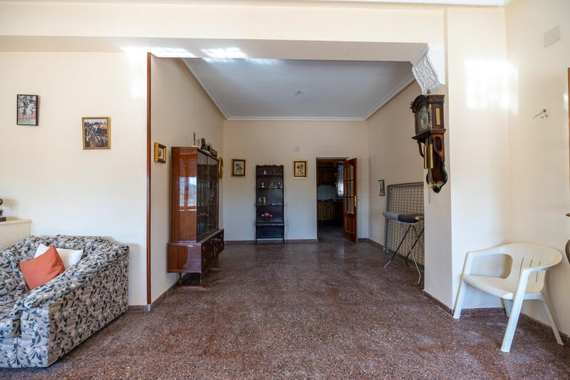 6 Cuarto Villa en venta