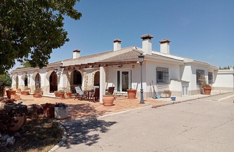 Villa til salgs i Los Alcazares, Murcia