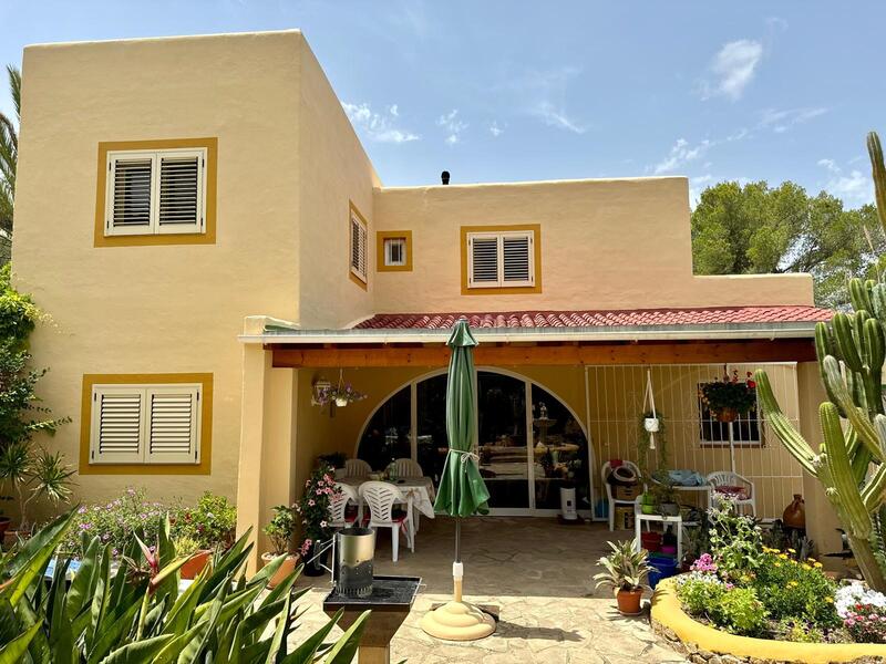 Villa for sale in Es Figueral, Ibiza