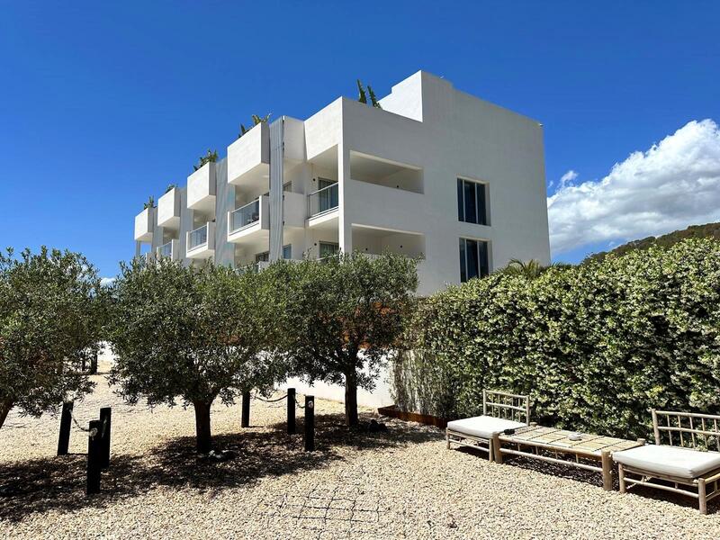 Appartement zu verkaufen in De Cala Llonga, Ibiza