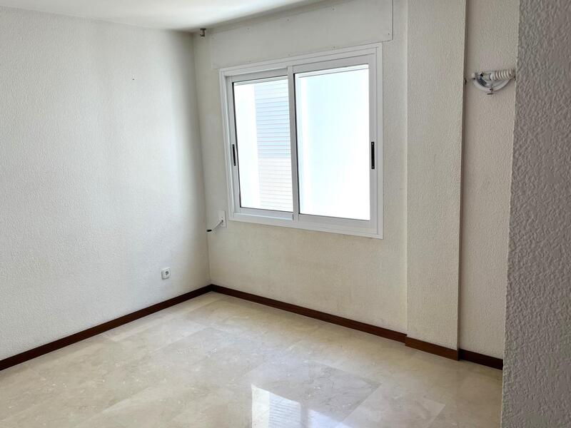 2 bedroom Apartment for Long Term Rent