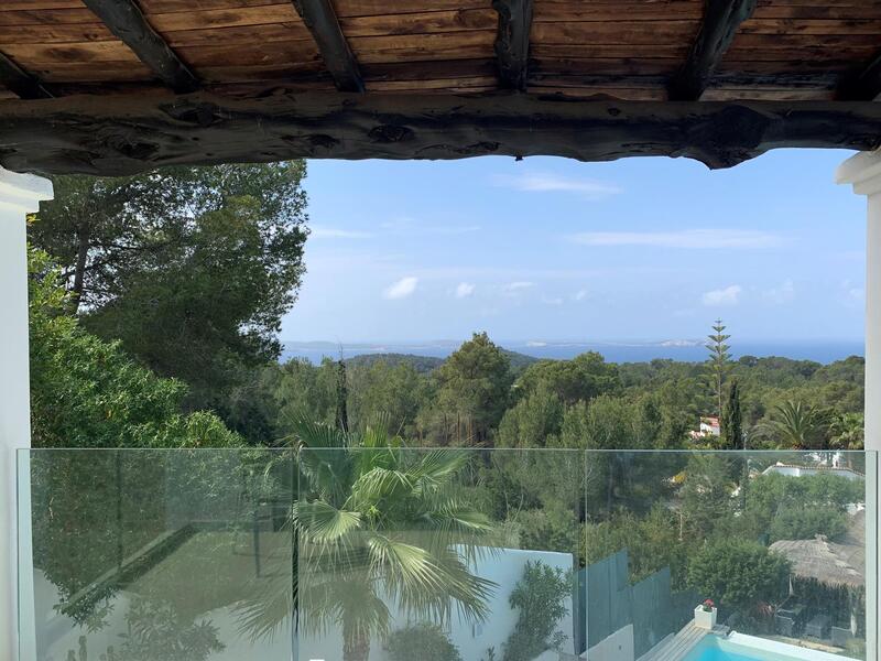 Villa zu verkaufen in Cala Portinax, Ibiza