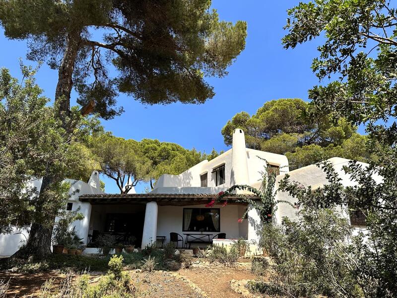 Villa for sale in Cañar, Granada