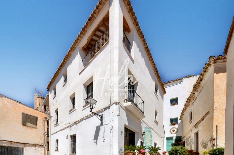 Townhouse for sale in Saleres, Granada