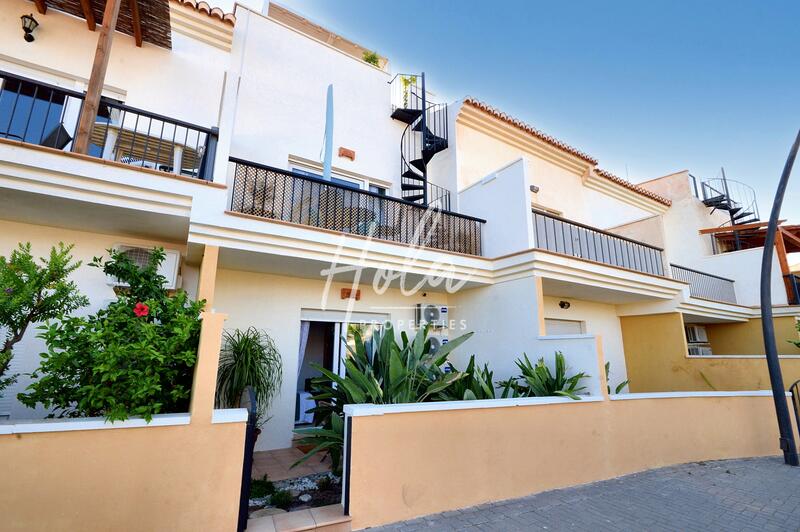 Townhouse for sale in Almuñecar, Granada