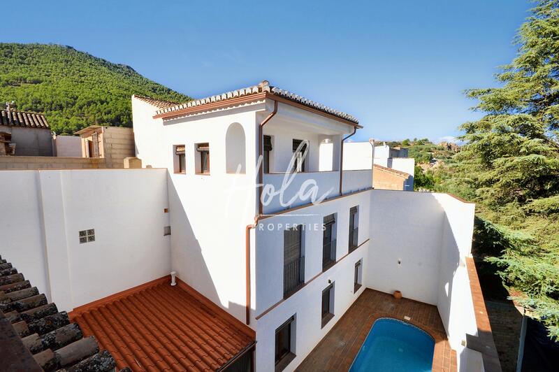 Maison de Ville à vendre dans Pinos del Valle, Granada