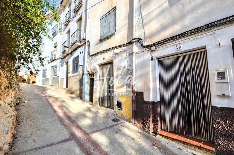 Maison de Ville à vendre dans Lanjaron, Granada