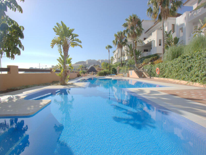 Apartment for sale in La Duquesa, Málaga