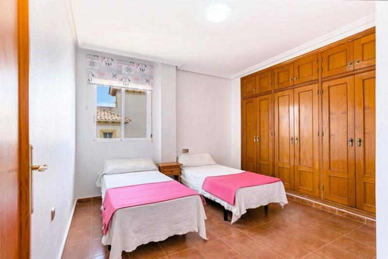 4 Cuarto Villa en venta