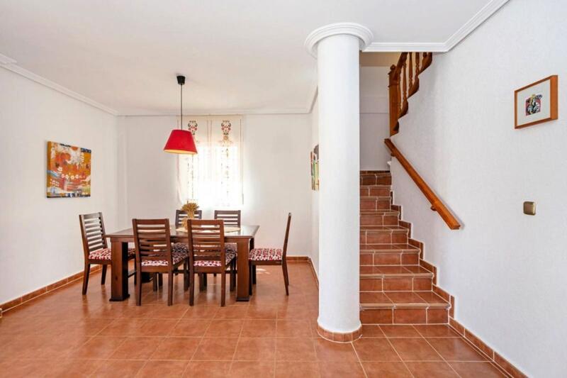 4 Cuarto Villa en venta