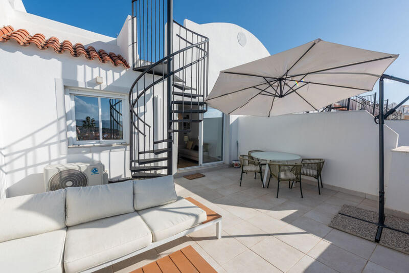 Apartamento en venta en Casares, Málaga